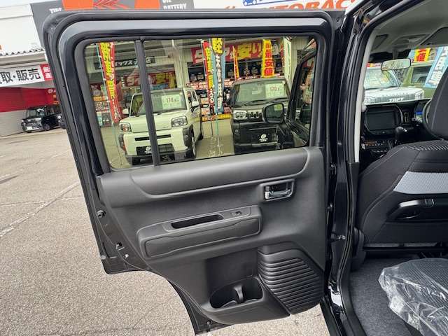 当店の販売車両は、全車保証付き♪せっかく購入した車に、万が一の故障が発生してもしっかり保証いたします。新車・登録（届出）済未使用車は、安心のメーカー保証が付帯いたします。保証料はお支払総額に含まれます