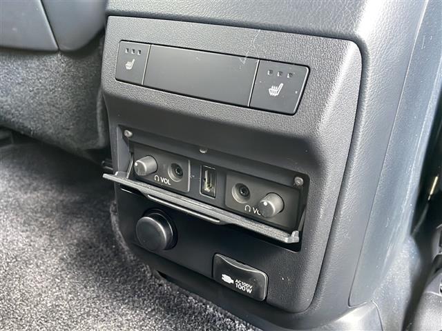 ◆プロのこだわりのクリーニングで清潔なおクルマでご納車させていただいております！※有償となります、詳しくはスタッフまでお申し付けください◆