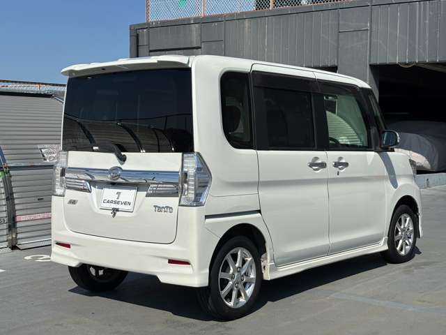 【試乗・現車確認をご希望のお客様】当店では多数の在庫を用意している為、車両を保管ヤードに移し、店頭展示されていない事がございます。ご試乗等をご希望の際は、事前のご予約をオススメします。