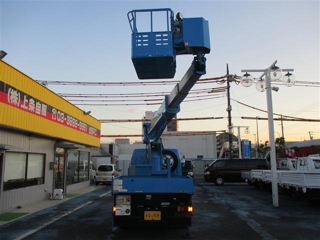 ☆展示仕上げ済み！☆当社の車輌は、1台、1台専門スタッフが念入りに外装仕上げした車輛を展示しております。