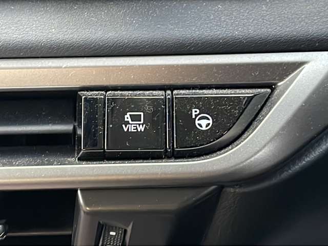 【運転席操作部】快適なドライブを楽しむための機能が装備されています！運転席から触れるので、使いやすいです！除菌プランいれていただくと、さらに清潔で安心していただけます！