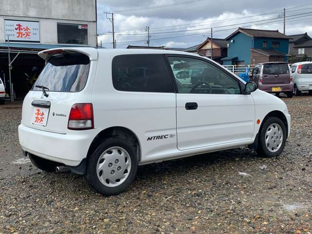 【ご質問大歓迎！】現車を前にして、スタッフがお車の状態をお話します！何でも構いません、お気軽にお問い合わせくださいね♪