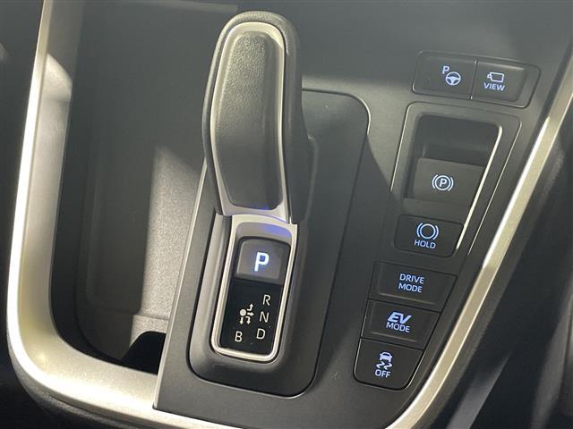 【シフトレバー】『シフトレバー』の画像になります。写真の内容に関してご不明点、ご質問等がございましたらお気軽にガリバー店舗までお問い合わせください。