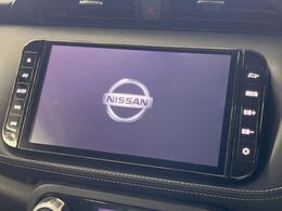 【大画面ナビ】人気の大型9インチナビを装備。存在感のある大画面はインパクト大！ナビ利用時のマップ表示は見やすく、テレビやDVDは臨場感がアップ！いつものドライブがグッと楽しくなります♪