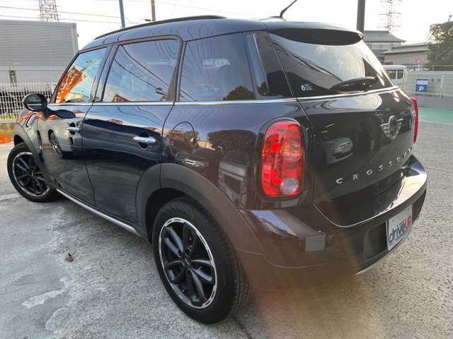 法定費用込み・法定点検整備付きのお値段となっております。納車後も安心の修理保証も別途ご用意しております。お気軽にご相談ください。