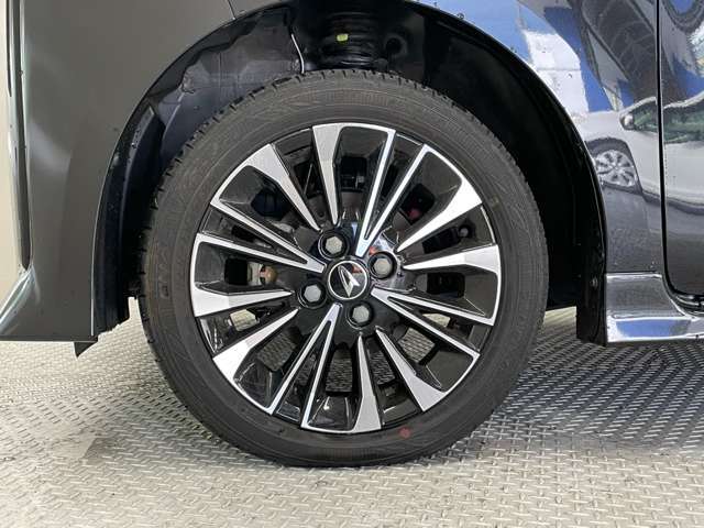 インディオ富山では様々なメーカーのタイヤ、アルミホイールを取り扱っております！もちろんスタッドレスタイヤも格安でご提供可能！！