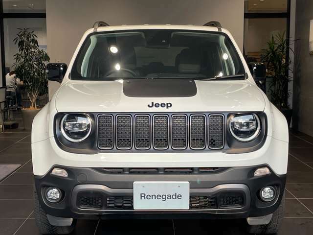 JEEP伝承のセブンスロットルグリル！