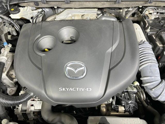 親切・丁寧な専門メカニックスタッフが応対！・車検・点検整備・事故等の修理などアフターサービスも安心。お車のカスタマイズもネクステージのサービススタッフまでご相談ください！