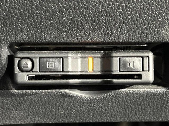【ETC】高速道路の料金所をストレスなく通過！話題のスポットやサービスエリアに多い「スマートIC」利用時は必須のアイテムです。当店でセットアップを実施、ご納車当日からすぐにご利用いただけます！