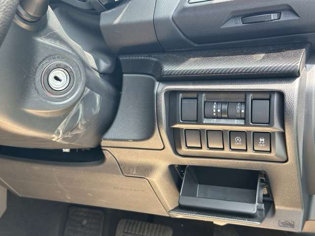 ★納車前に、専属のクリーニングスタッフが、ピッカピカにクリーニングして納車いたします！もちろん、ピッカピカの状態でお渡しするクリーニング費用も支払総額に含まれています！
