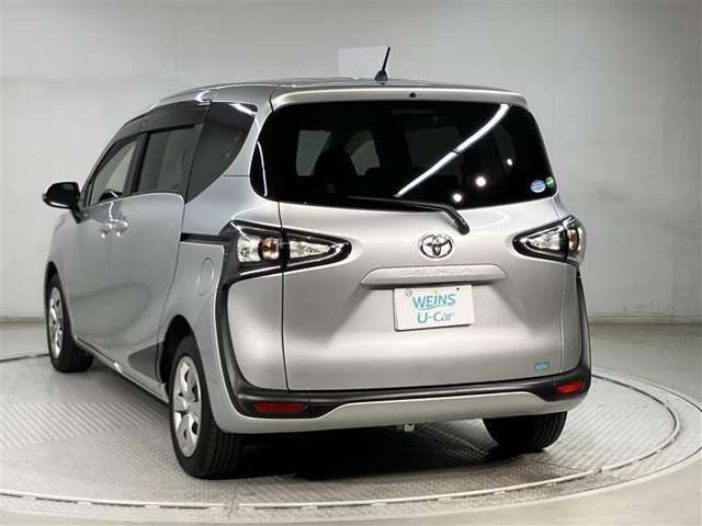 全車種、走行距離無制限の1年間無料保証付き！全国5000ヶ所に及ぶトヨタサービス店舗の安心ネットワーク！※3年先まで延長可能なロングラン保証αもご用意してます（有料）。