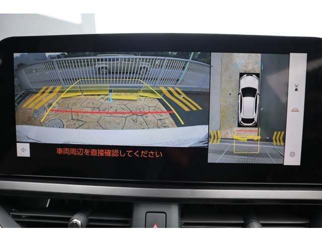 純正オプション、パノラミックビューモニター、新車時のみ注文できるオプションです。
