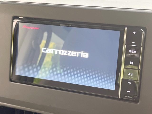 【ナビゲーション】目的地までしっかり案内してくれる使いやすいナビ。Bluetooth接続すればお持ちのスマホやMP3プレイヤーの音楽を再生可能！毎日の運転がさらに楽しくなります！！