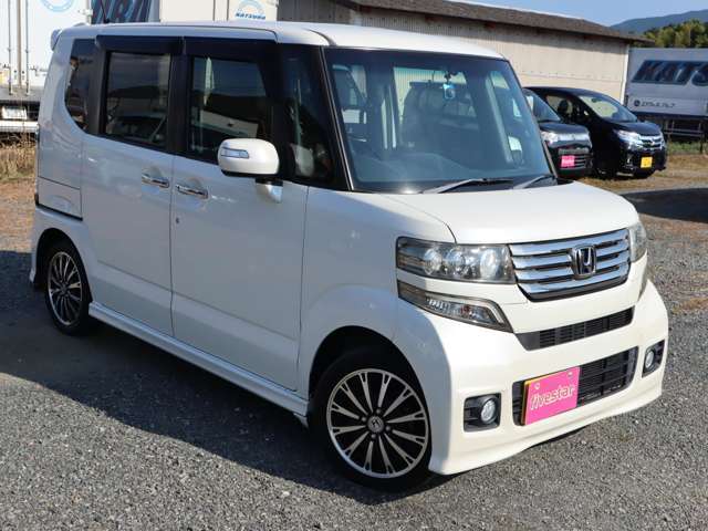 当店はお買い得特選車、常時130台以上を取り揃えております！！人気のミニバン・ハイブリッド・セダン・コンパクトカー・軽自動車！何でもお任せ♪お気軽にお問合せを♪専用フリーダイヤル：0078-6002-642956