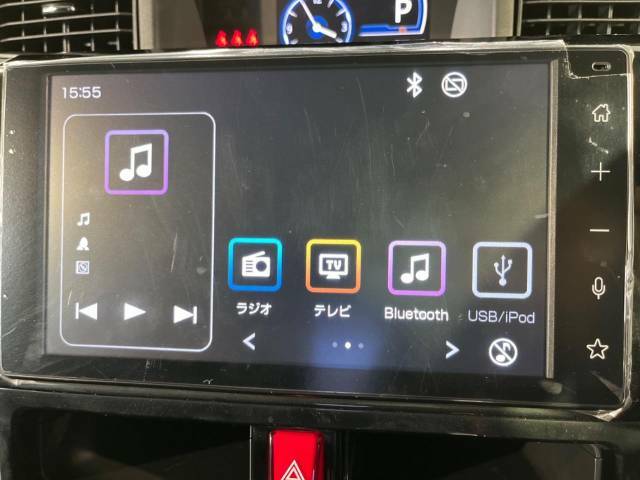 【9型ディスプレイオーディオ】お手持ちのスマートフォンとの連携で、ナビや音楽再生など各種アプリを使用可能。スマホに近い感覚でお使いいただけます♪