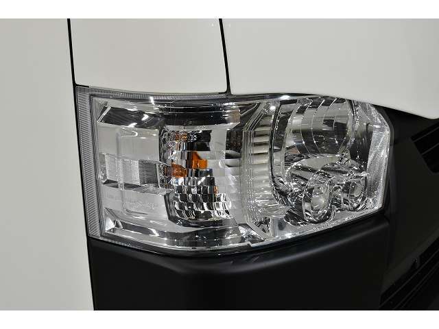 ■LEDフロントフォグランプ★即納台数多数取り揃え！気に入っていただけるお車ご提案します☆ご来店お待ちしております。シーアールエス大阪06-6852-9000