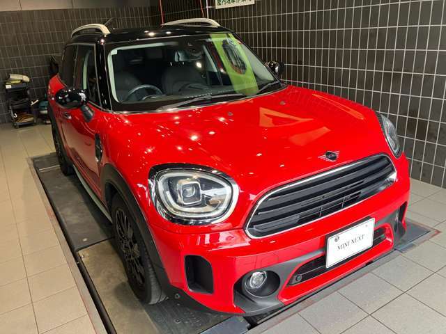 MINI正規ディーラー取り扱い　MINI認定中古車　MINI　NEXT甲府お車の詳細や展示状況は055-236-3252もしくはフリーダイヤル0078-6002-322544までお気軽にお問合せ下さい。http://www.kofu.mini.jp/dealer/kofu/