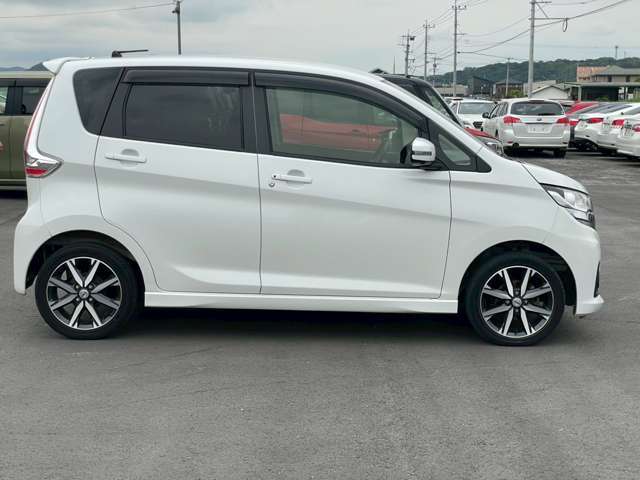 ★自宅から簡単に車に関する相談ができるサービスとして、オンライン購入相談＆商談を実施中です！お客様のご希望に合わせて、ご希望の日時などをお選びいただけます。先ずはメールもしくはお電話にてお問合せ下さい