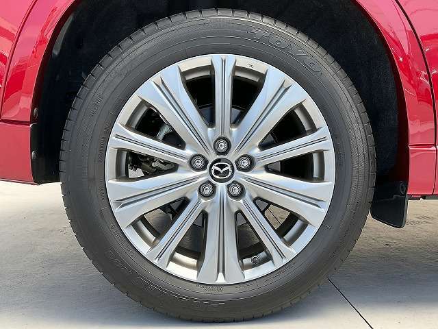 ■純正19inアルミホイール/輸入車専門・国産車専門・バイク専門メカニックも在中しておりますので、整備だけでも依頼したいというお客様へのニーズもお答えいたします！
