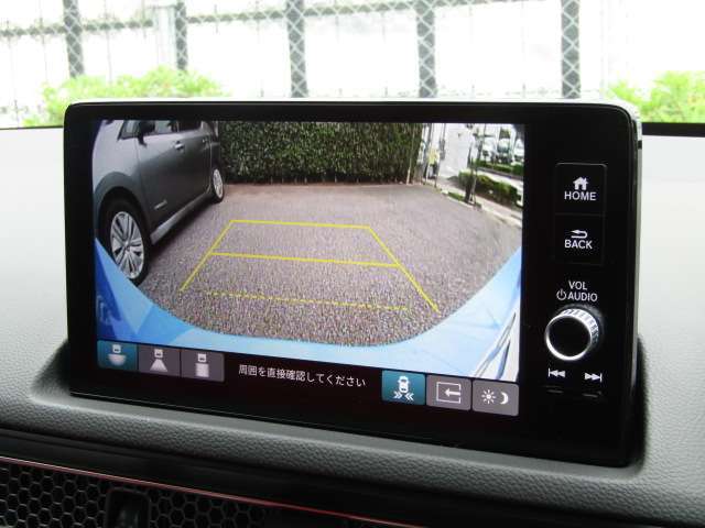 バックカメラ付き☆駐車時の後方確認に便利です！