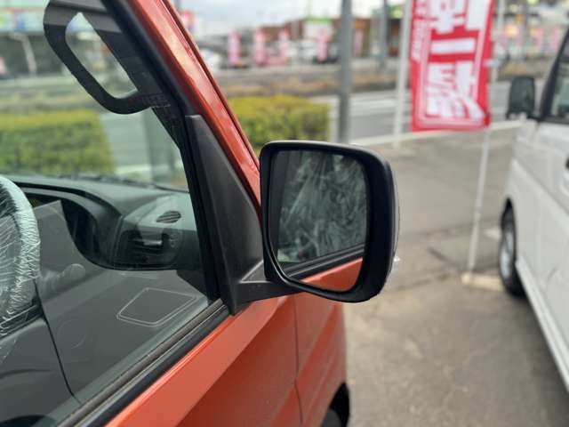 ☆訳アリ目玉車とは☆　品質が高い車両だけど少しだけ訳アリな商品です。展示期間が長い車両/キズや汚れが少しある/下取り車などで中間マージン無しなどの理由です。