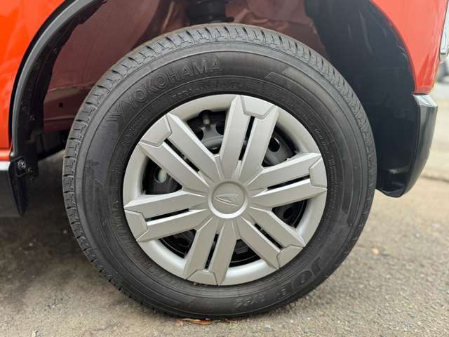 ☆ご掲載中の車両に関して☆　気になる点や知りたいことがあればお気軽にお問い合わせ・お電話くだいませ！すぐに詳しい営業のスタッフから詳しいお話を致します！