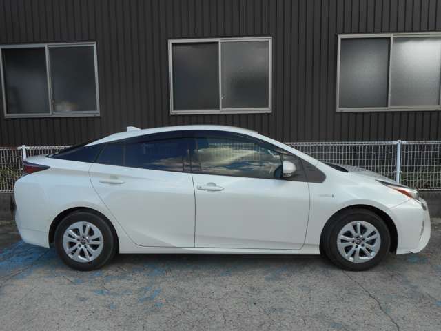 Bプラン☆しっかり安心パック☆納車後もご安心してお乗りいただくために納車前にバッテリ・ブレーキパッド又はプラグ・ファンベルト又はLLC・エアコンフィルタを新品にて交換いたします。