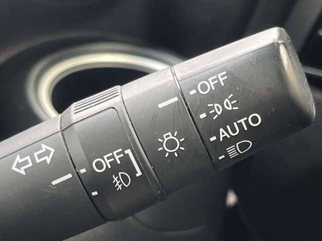 シシドモータースの本社工場には、板金工場も併設しております。職人があなたのお車を元通りに致します！