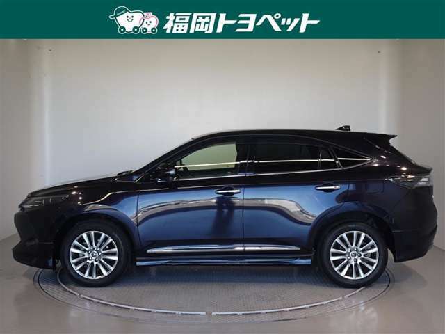 トヨタの上級SUV、ハリアー　プレミアムが入荷しました。