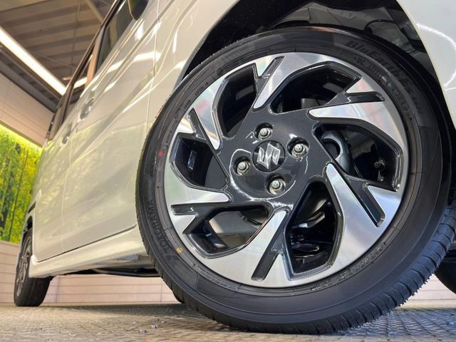 【純正15インチアルミホイール】外観にマッチした純正アルミホイールを装着しております。各種社外アルミホイールや、スタッドレスタイヤも取扱いしております。是非ご相談ください♪