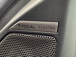 ●FOCALサウンドシステム：フランスのハイエンドメーカーが手掛けるプレミアムスピーカーを装備。多数のスピーカーから、音の粒立ちまで分かる高品質な音楽をお楽しみいただけます。