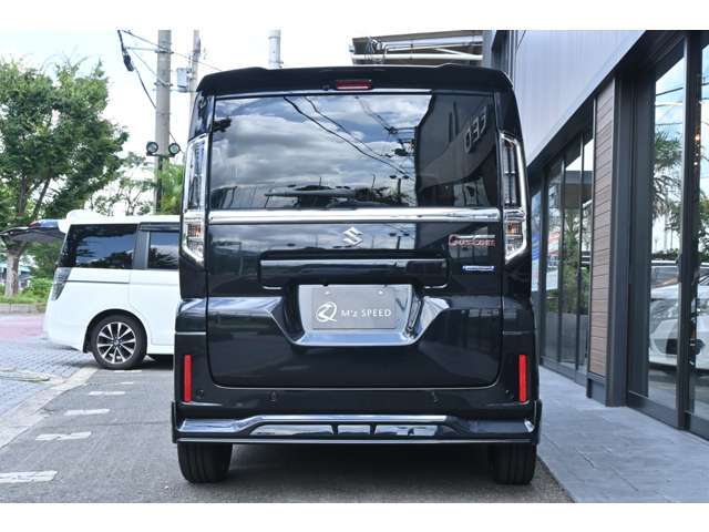 ■車両は全車屋内展示！■当社では展示車両も「大事なお客様のお車」という考えから車両全車をドアロックした状態で、雨風の当たらない屋内展示場で展示しております。