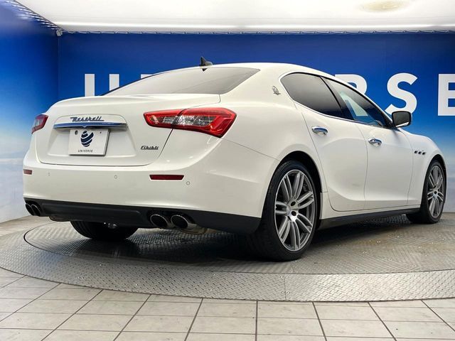 ●YANASEオートシステムズとの提携によって実現した高品質修理ネットワーク！大切なお車だから、万が一の修理でも「純正品質」をご提供。当店でご購入いただくお車にはメリットが数多くあります
