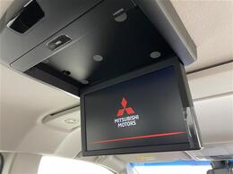 【フリップダウンモニター】後席でも大画面かつ高画質で映像をお楽しみください！