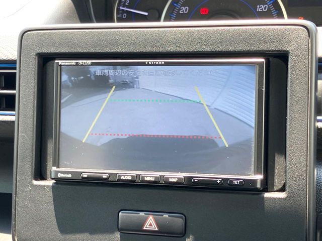 ★【バックカメラ】で駐車時に後方確認もできますので、運転で不安な方も安心してお乗りいただけます♪