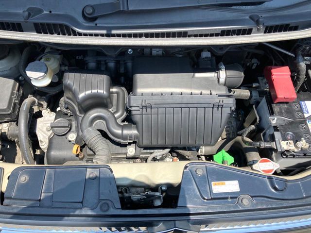 親切・丁寧な専門メカニックスタッフが応対！・車検・点検整備・事故等の修理などアフターサービスも安心。お車のカスタマイズもネクステージのサービススタッフまでご相談ください！