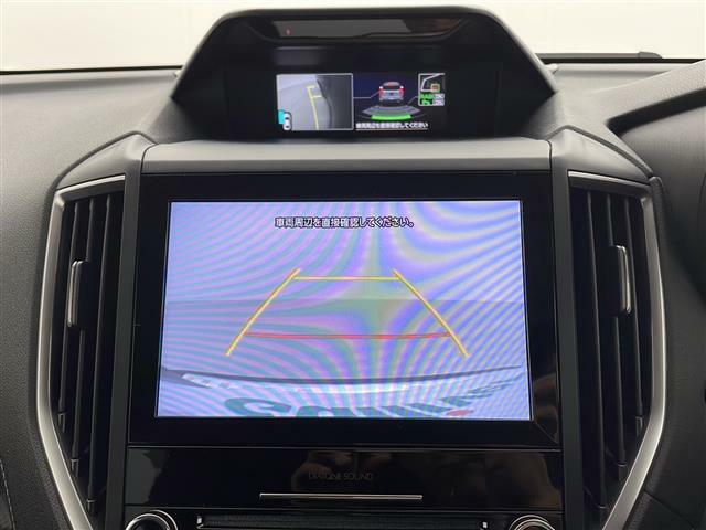 【バックモニター】後ろのカメラの映像をモニターに映し出すことができます！後方の見えない死角や、障害物との距離感をしっかり確認することができます！駐車が苦手な方におすすめです。