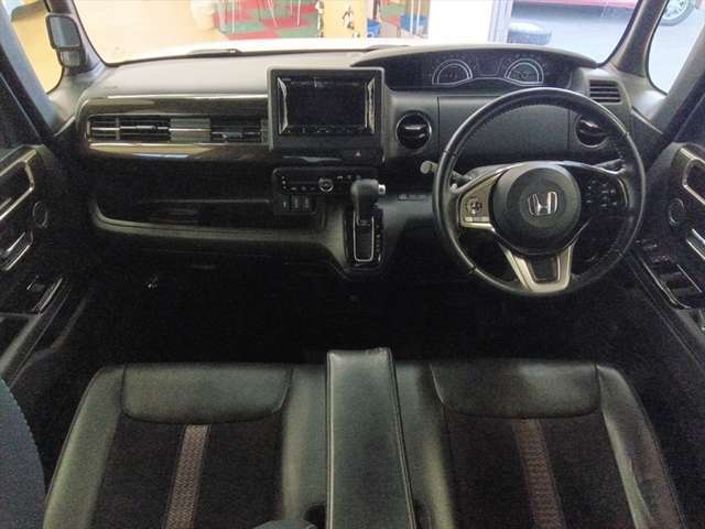 各メーカーの軽自動車をじっくり比較できるのも当店のポイントです！