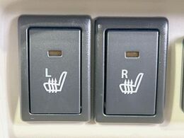 【シートヒーター】寒い日に重宝するシートヒーター！エアコンより早く温まってくれるので寒がりの人も安心ですね♪エアコンの温風は乾燥するから苦手、という方にもをおすすめです。