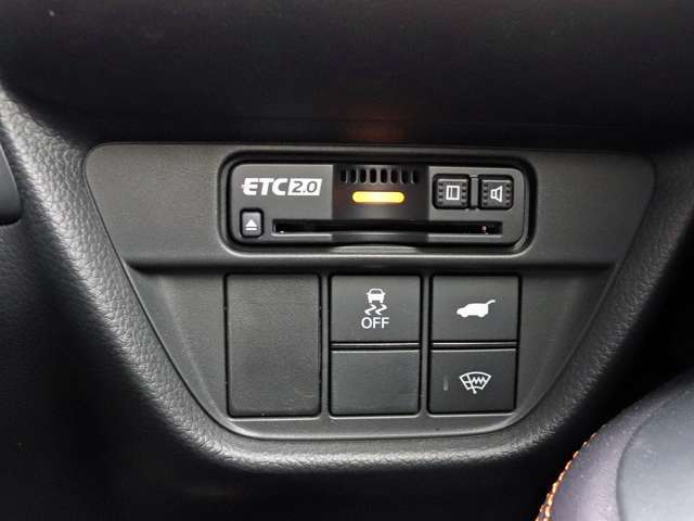 随時インターネットにて在庫を更新しております！他のお客様にご売却になってしまっていても、同じような車両をお探しさせていただきます！お気軽にお問合せ下さい！