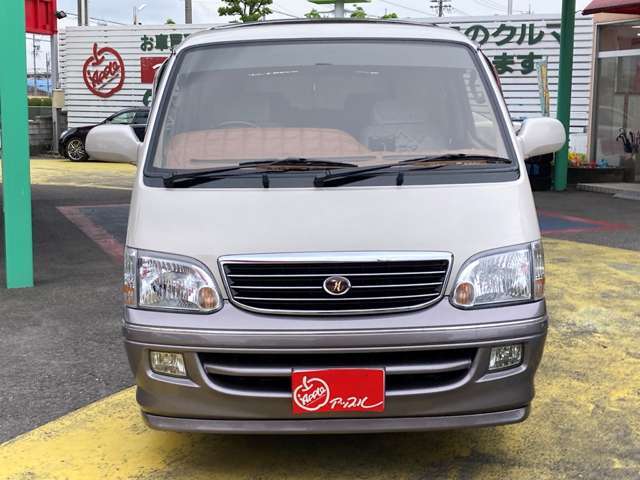 外装もピカピカに仕上げております！実車が見たいという方は是非一度ご来店下さい！お問い合わせは⇒0564-25-8118