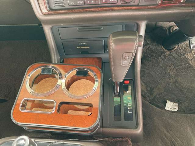 買取専門店なので、お車の買取・下取ならお任せ下さい！おかげさまで買取レビュー200件以上！【アップルフラッグ　岡崎248】とご検索ください！もしくは0564-25-8118までお問合せください