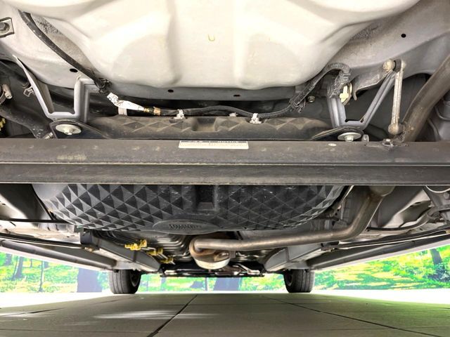 下回りがきれいなうちに、防錆加工の施工がオススメ。降雪地域はもちろん、沿岸部にお住いの方や、趣味でマリン・ウィンタースポーツをされる方にご好評いただいております。