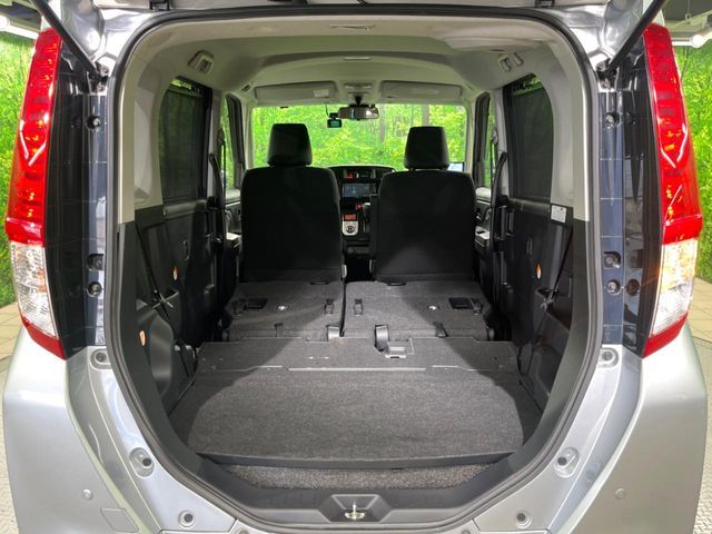 普段のお買い物や通勤、送迎等に十分な荷室スペースを確保しております。セカンドシートを倒すと、大きな荷物の積載も可能です♪
