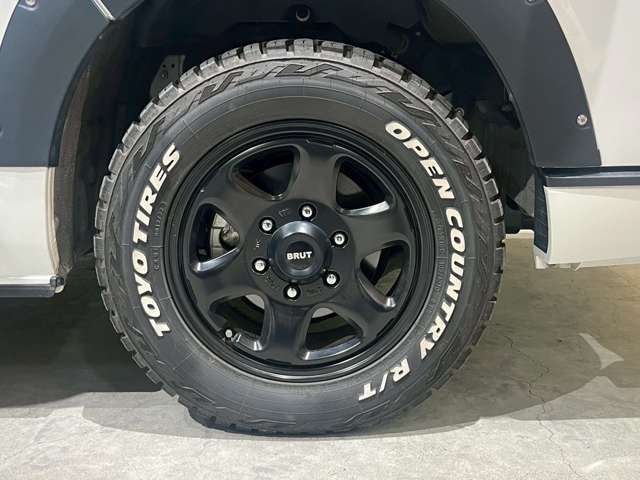 ★車中泊×カスタムのプロ！サードスペースで理想の一台を探そう