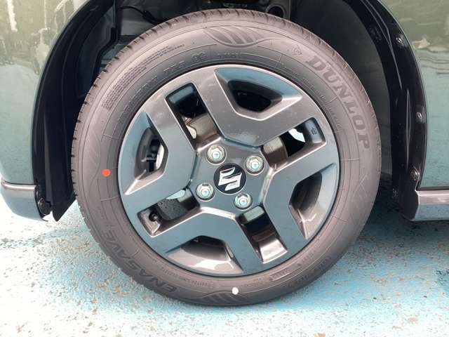 ホイール装着車です。オシャレは足元から♪