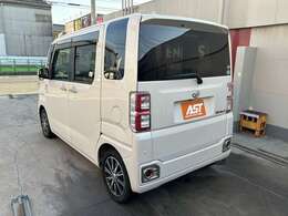 お客様に安心して購入して頂けるように全車支払総額を表示です。