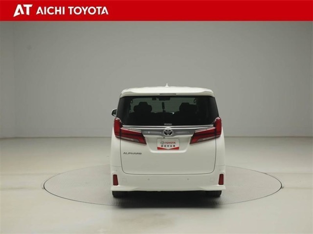 『TOYOTA認定中古車』は「まるごとクリーニング」で綺麗な内外装、「車両検査証」はプロによるチェック、買ってからも安心の「ロングラン保証」、3つの安心安全を標準装備したトヨタのブランドU-Carです