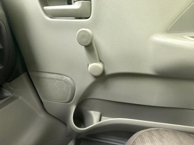 お車に合わせて無料保証以外にも、保証範囲、期間、距離を拡充させた有料保証もご用意しております！中古車の購入が初めてで不安・・・というお客様もご安心ください！