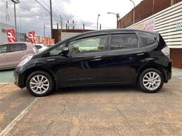 ダイハツをはじめ国内新車ディーラーとも提携、新車の販売も致しております。中古車だけではありません。新車の販売もお任せください。